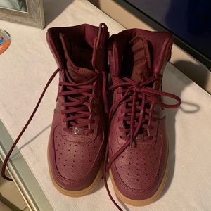 🔥🔥AirForce 1 A-Maroon Color 🔥🔥